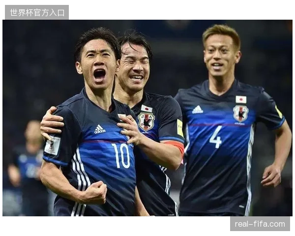 日本队凭借众多在欧洲主流联赛效力的球员，其整体抗压性和战术执行力已非吴下阿蒙